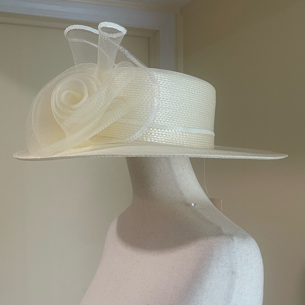NWT Kathy Jeanne Kettle Hat With Bow Church Wedding Derby Party Ivory One Size - Picture 5 of 11